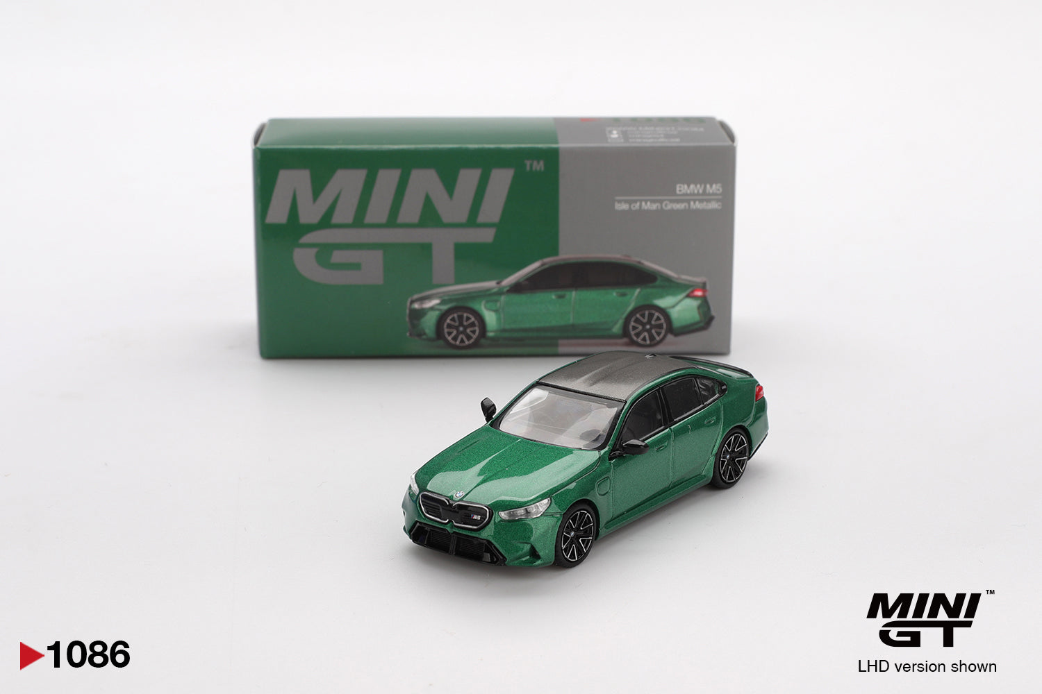 MINIGT 1/64 宝马M5 (G90) 马恩岛绿金属漆