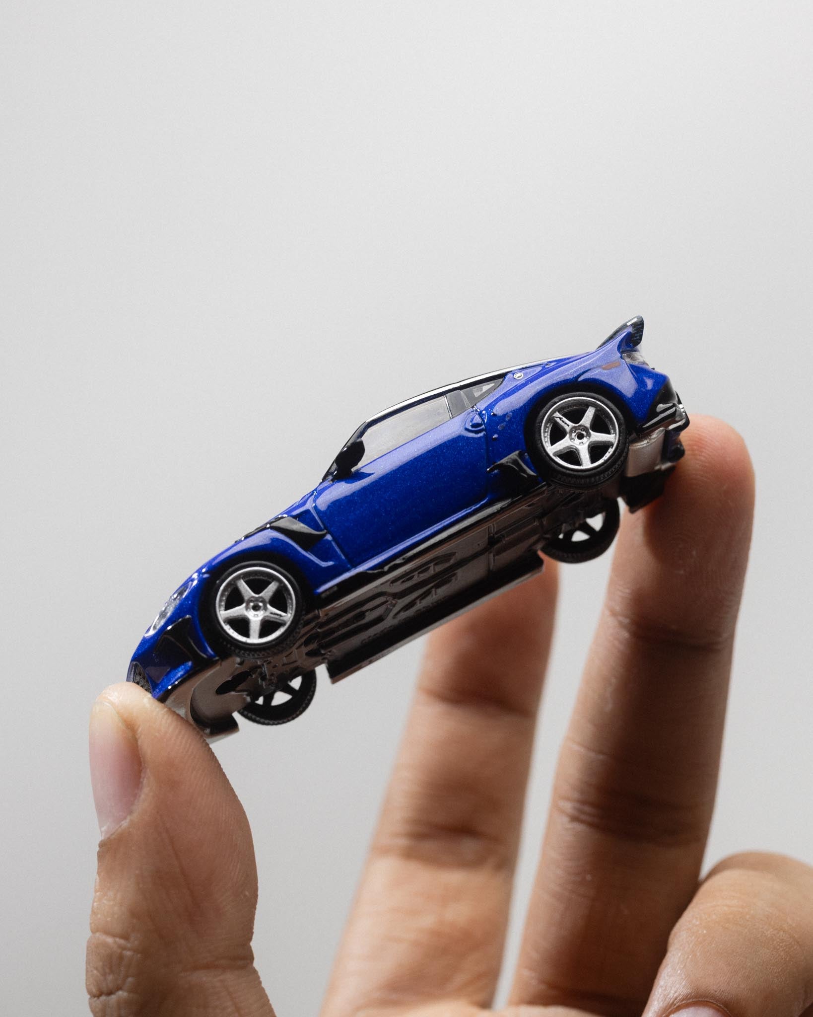 MINIGT - 1/64 日产 Z VeilSide FFZ400 晴岚蓝