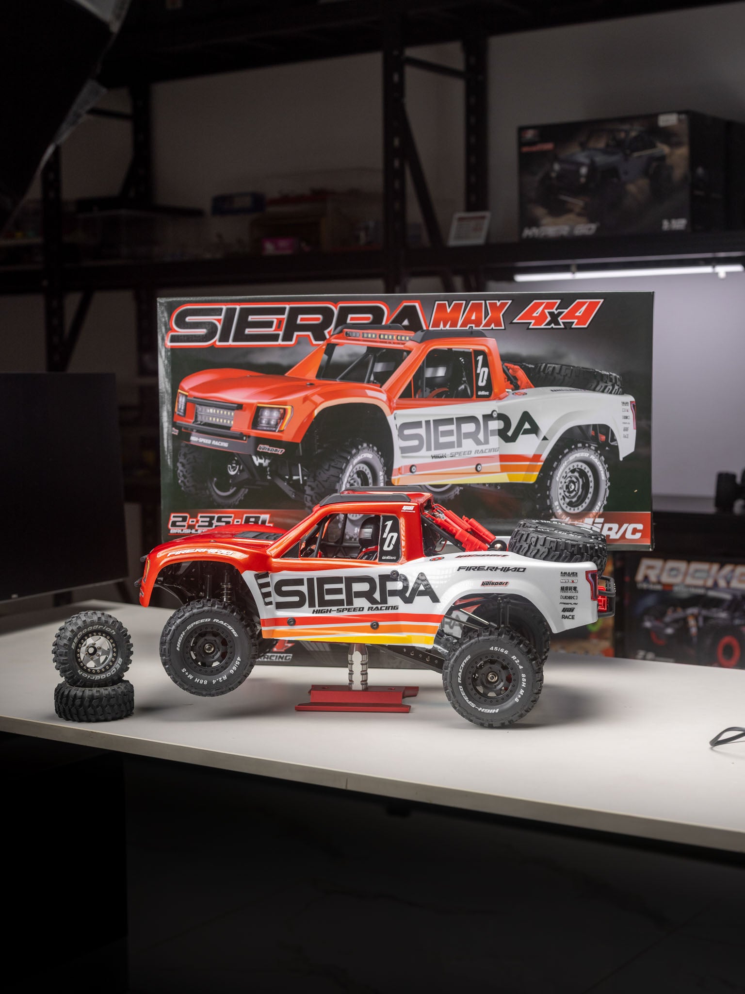 UDIRC SIERRA MAX UD1002P 1/10 4WD Brushless RTR RC Trophy Truck