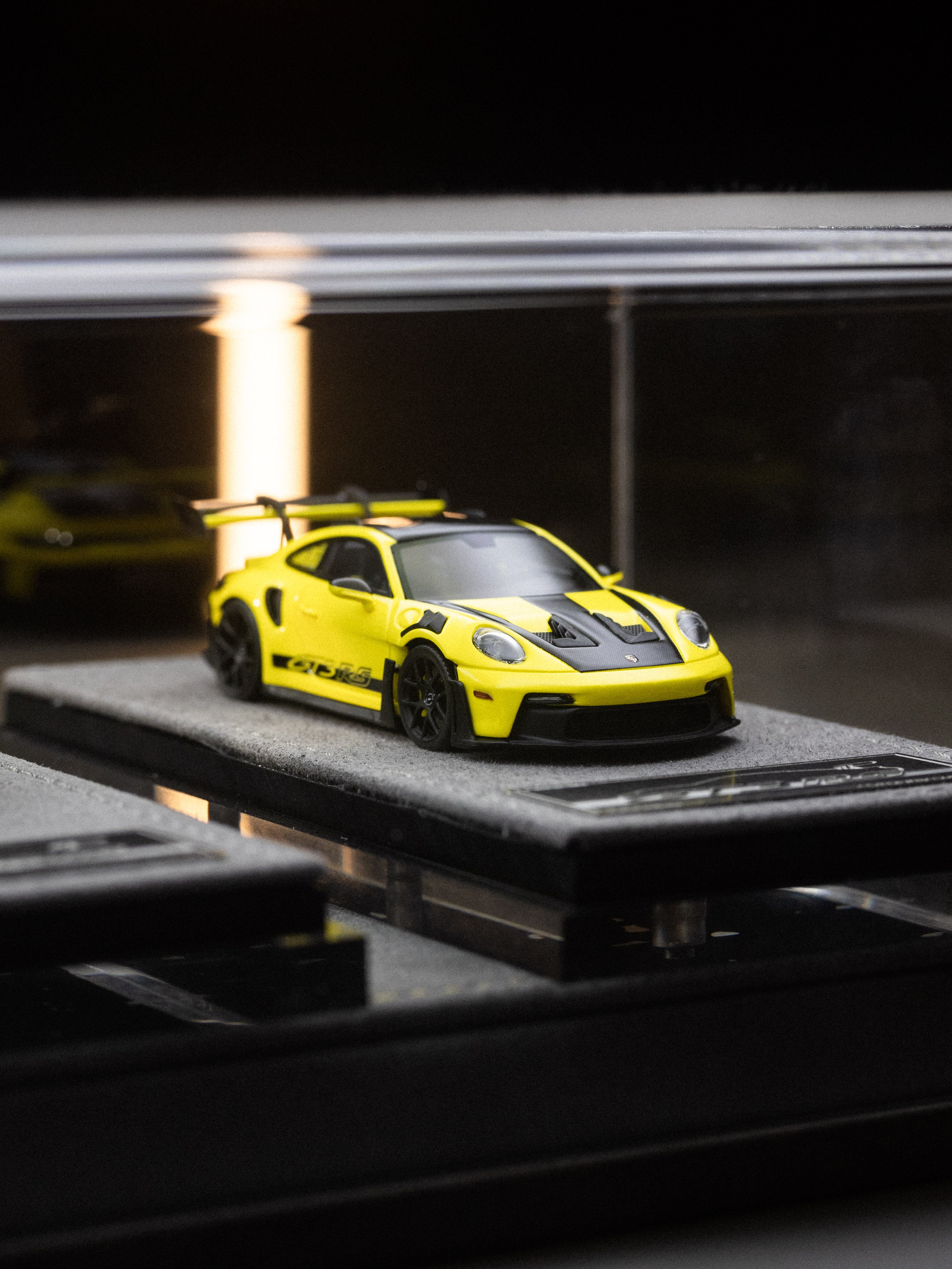 ( 5 Cars ) HH Model (Henson & Heaven) 1:64 scale Porsche 992.1 GT3 RS