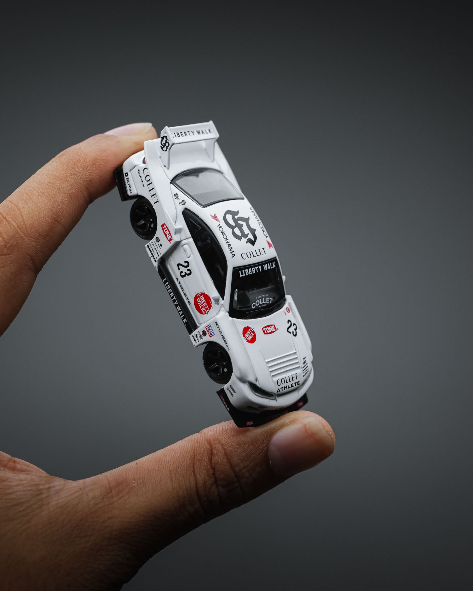 MINI GT 1:64 Nissan LB-Super Silhouette S15 Silvia Athlete White
