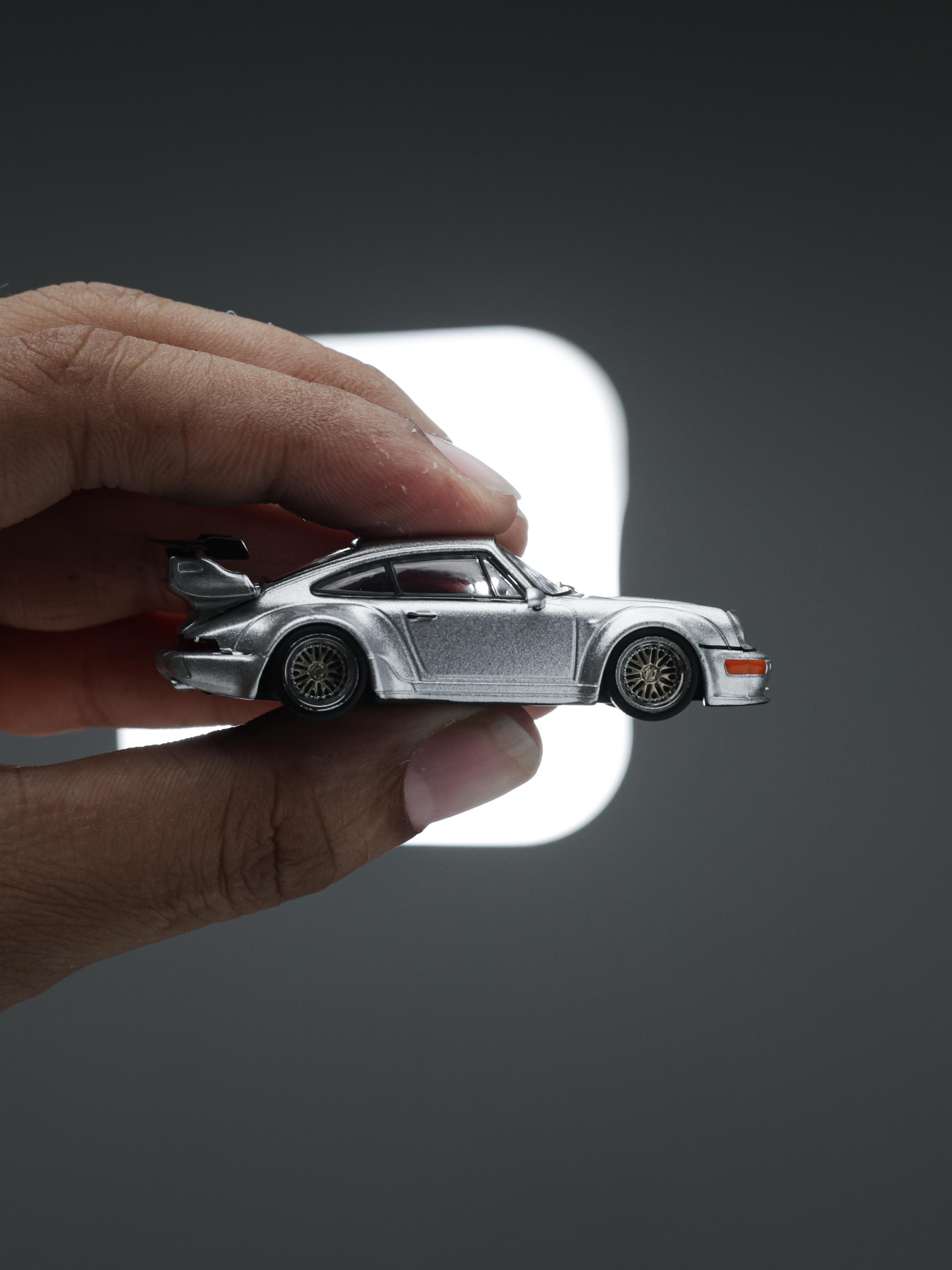 TARMAC WORKS 1:64 RWB 964 Silver T64-037-SL
