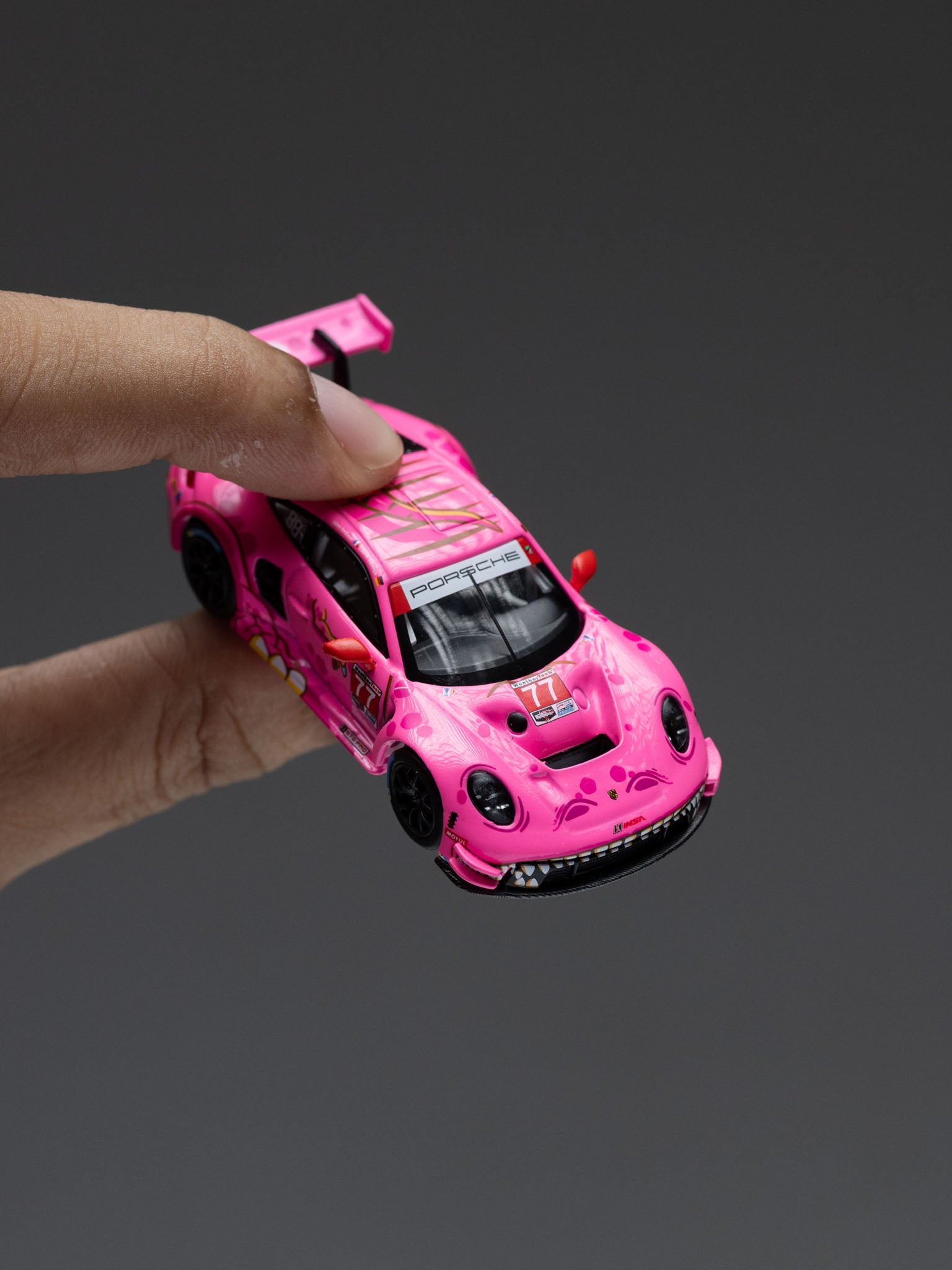 MINIGT 1/64 PORSCHE 911 GT3 R #77 AO RACING 2024 IMSA ROAD AMERICA - MGT01052