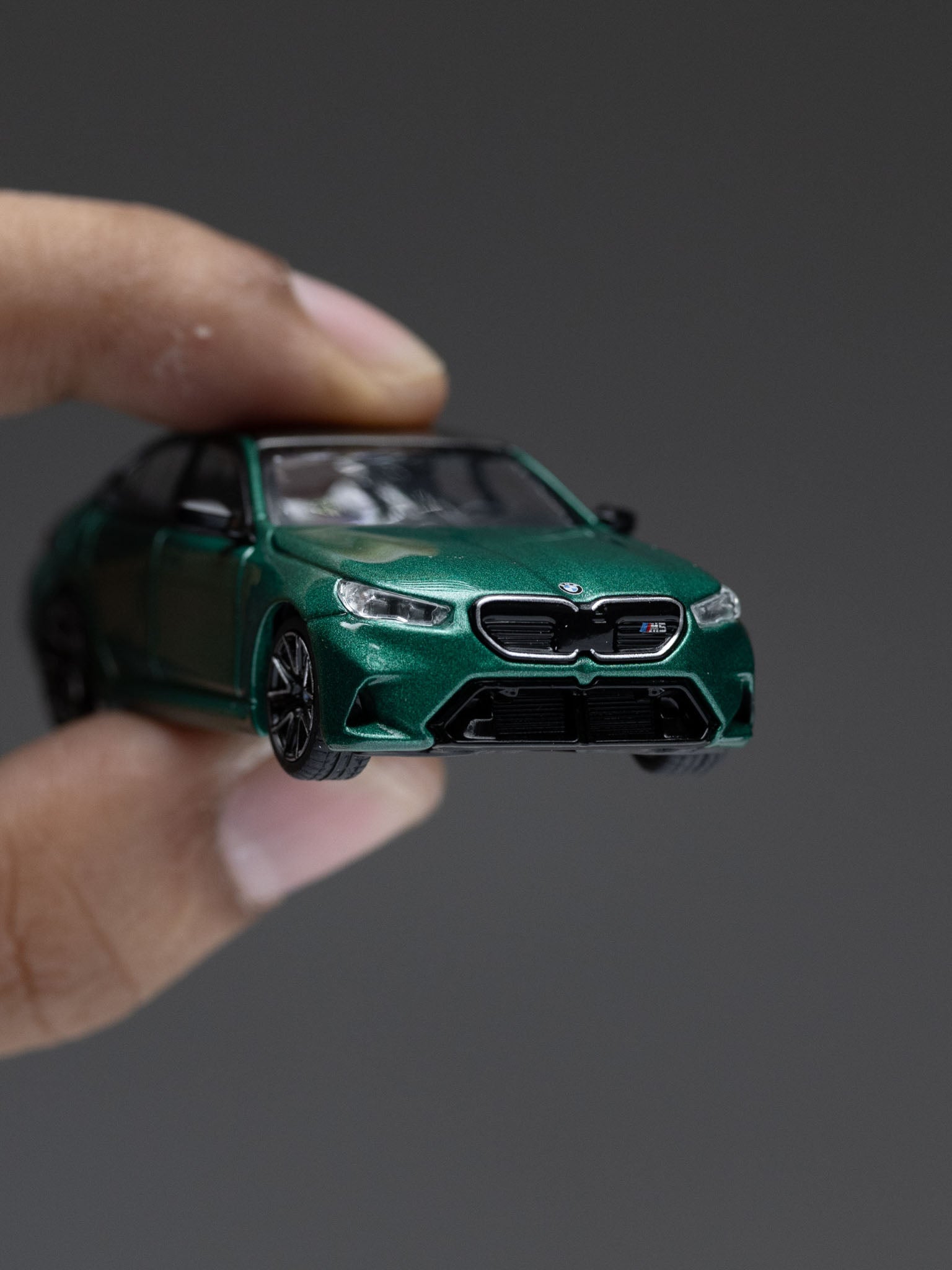 MINIGT 1/64 宝马M5 (G90) 马恩岛绿金属漆
