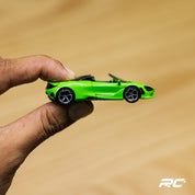 McLaren 750S Spider Mantis Green