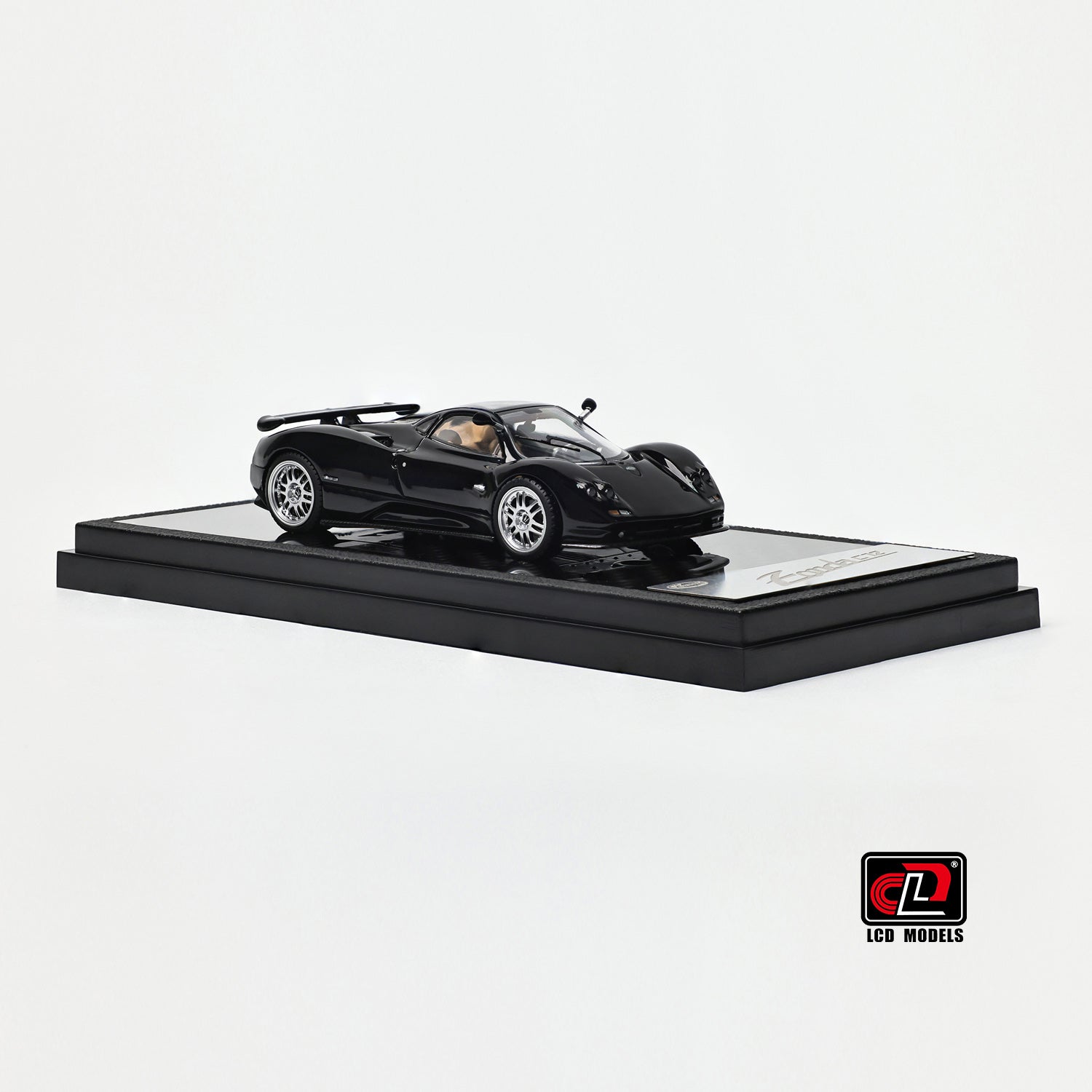LCD 1:64 Pagani Zonda Black