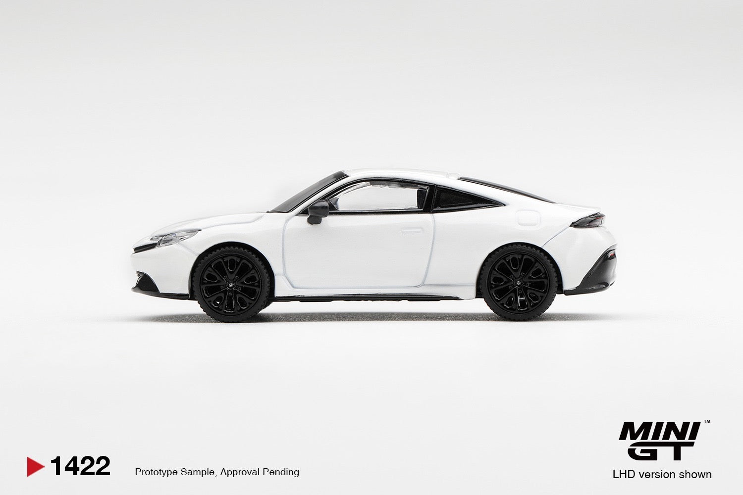 MINIGT 1/64 Honda Prelude Moonlit White Pearl
