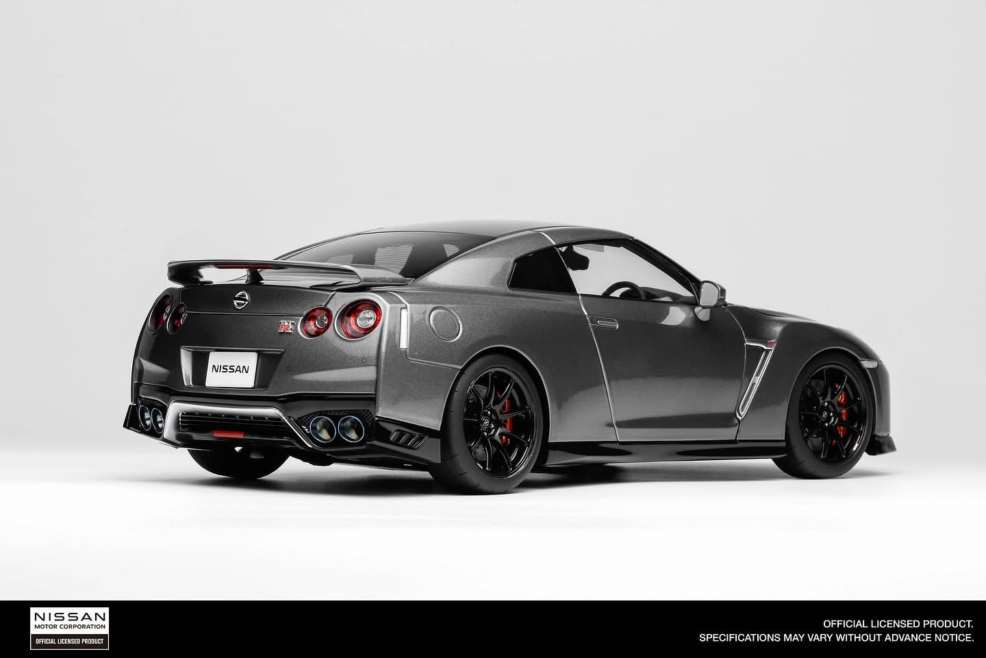 MOTORHELIX - 日产 GT-R (R35) Track Edition Engineered by NISMO 2020 深金属灰
