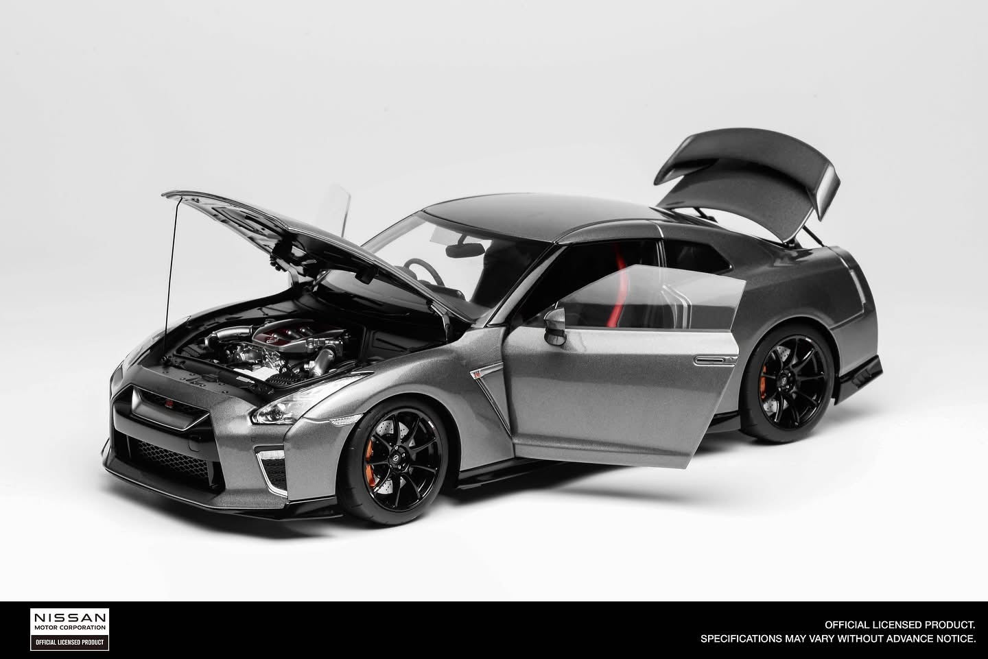 MOTORHELIX - 日产 GT-R (R35) Track Edition Engineered by NISMO 2020 深金属灰