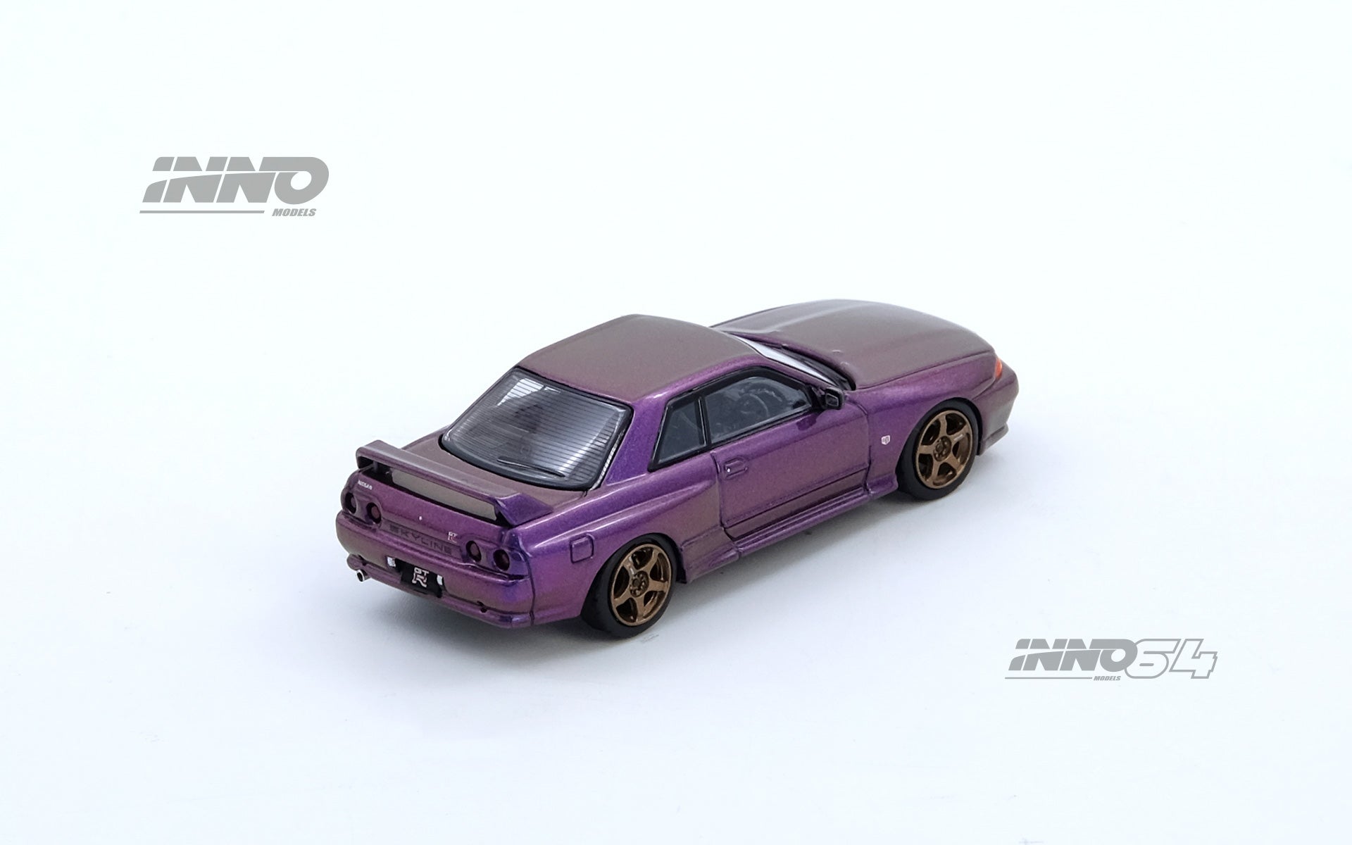 INNO64 - SKYLINE GT-R (R32) 午夜紫 澳大利亚特别版