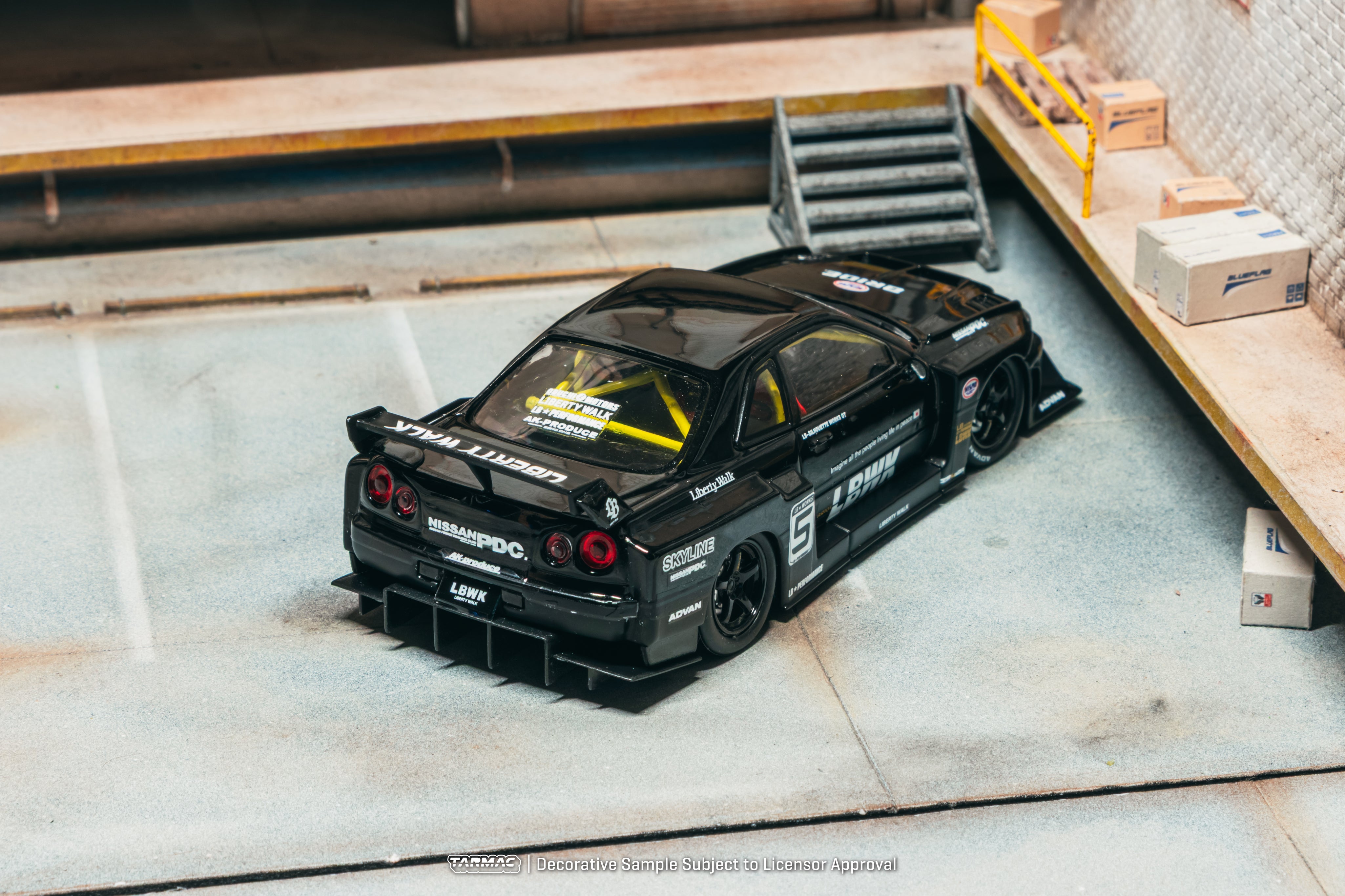 Tarmac Works 1:43 LB-ER34 Super Silhouette SKYLINE 黑色 (T43-021-BK)