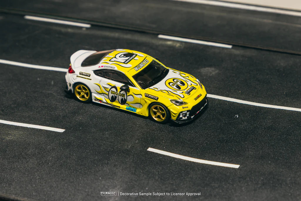 1:64 TOYOTA GR86 -- MOONEYES YELLOW/WHITE FLAMES -- TARMAC WORKS
