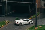 Tarmac Works 1:64 科尼赛克 CC850 白色 (T64G-TL051-WH)