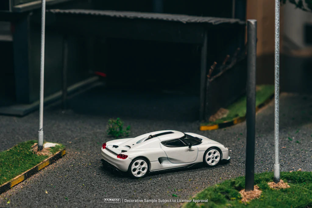 Tarmac Works 1:64 科尼赛克 CC850 白色 (T64G-TL051-WH)