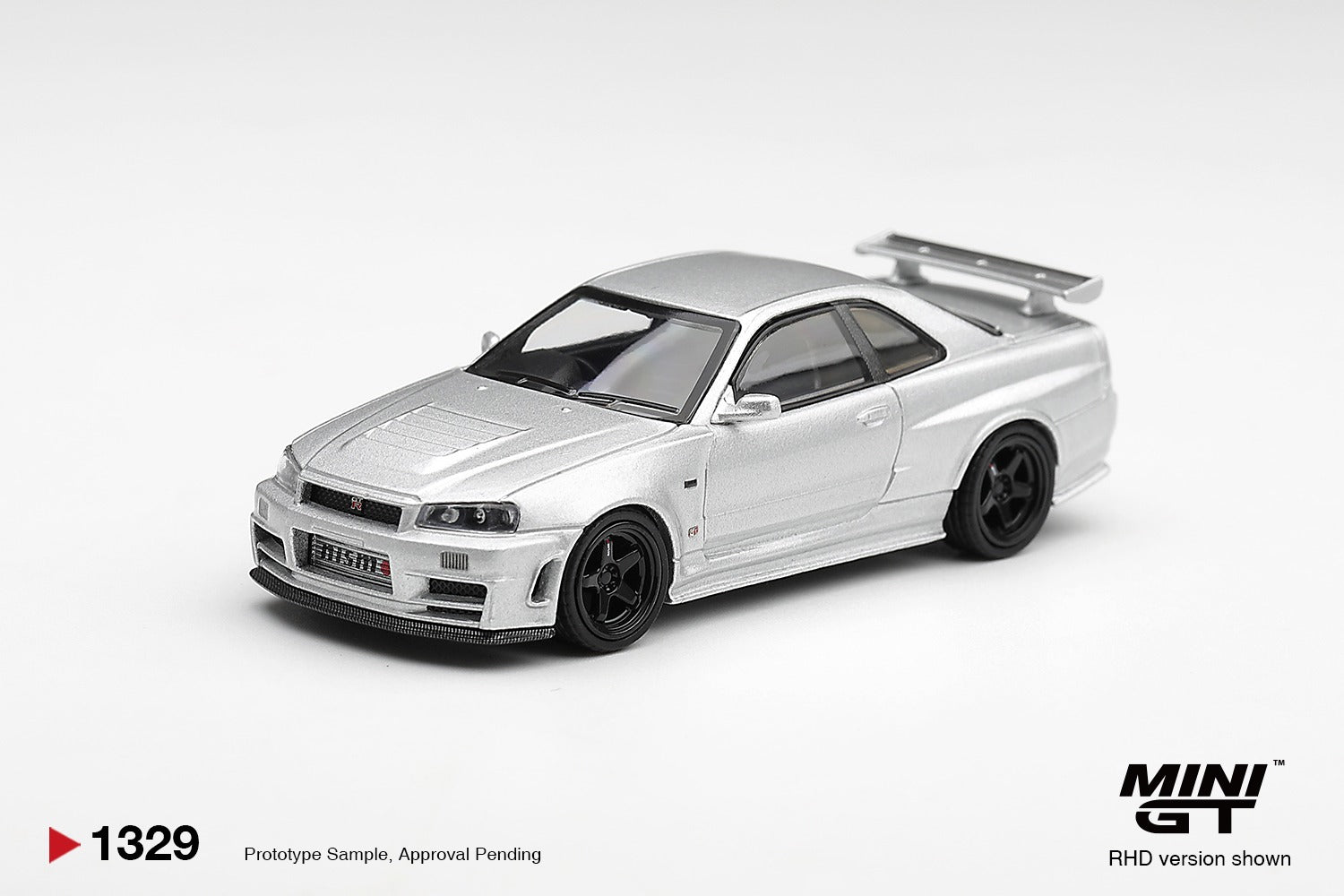 MINIGT 1/64 Nissan NISMO R34GT-R Z-tune Z-Tune Silver