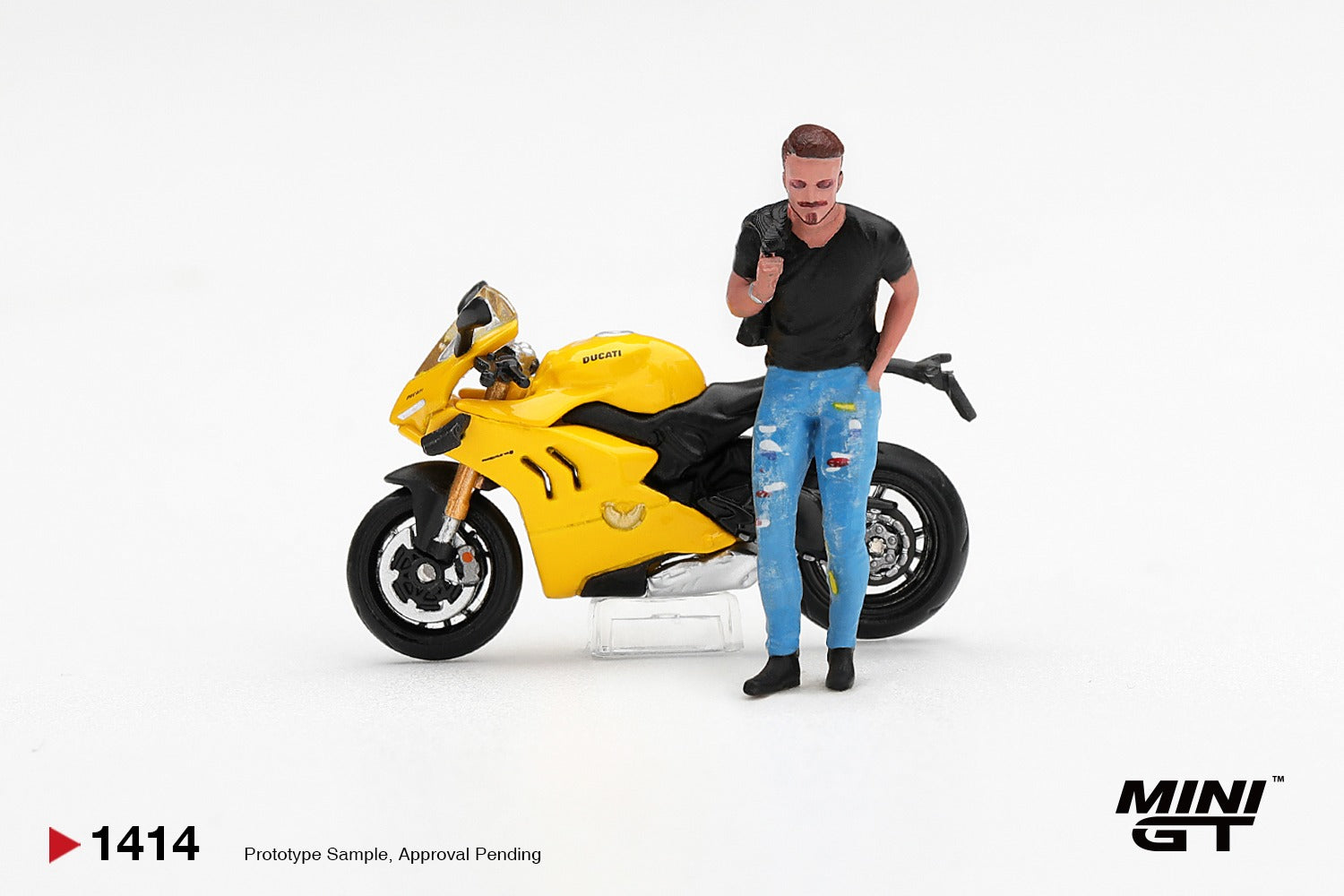 MINIGT 1/64 Ducati Panigale V4 S Giallo w/ figure