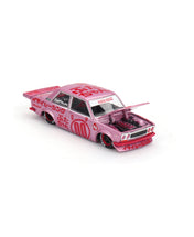 KAIDO HOUSE X MINI GT 1:64 达特桑 510 PRO STREET BUTA V1 – 粉色 KHMG161