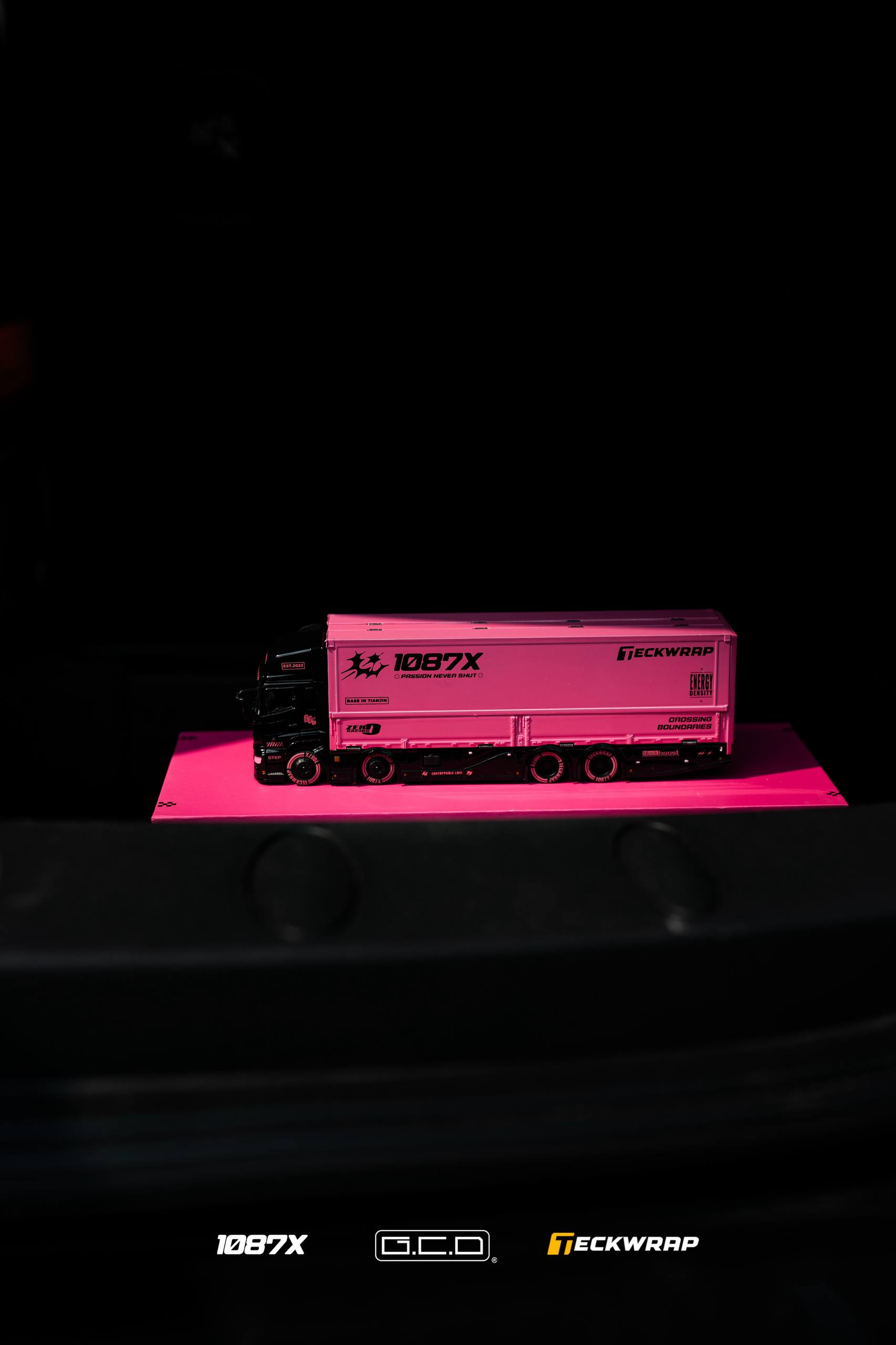 GCD 1/64 HINO700  (1087X  livery with Dual-Licensed)